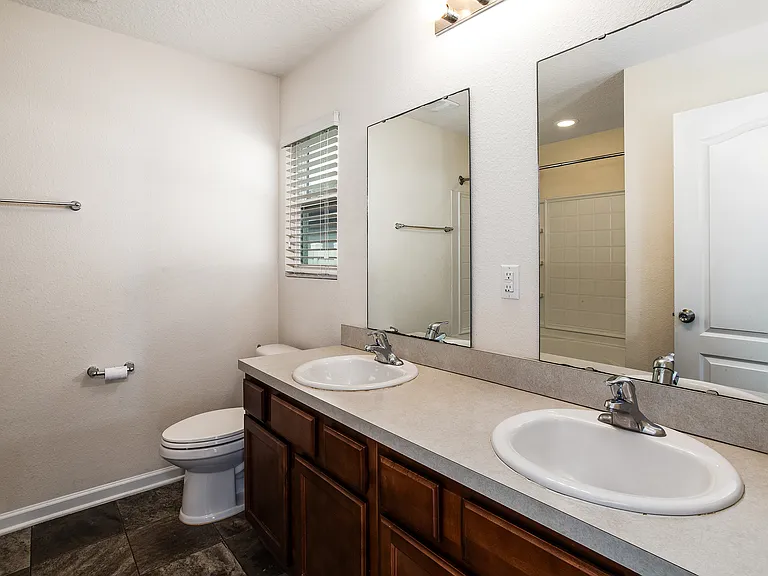 1951 April Oaks Dr — Photo 13