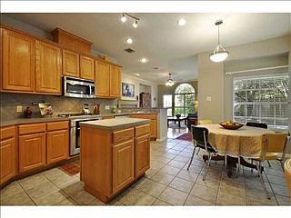 4th image of 10729 Galsworthy Ln