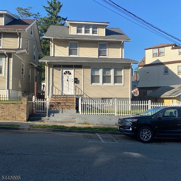 1st image of 77 Wagner Pl