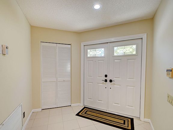 3rd image of 6122 Bay Isles Drive