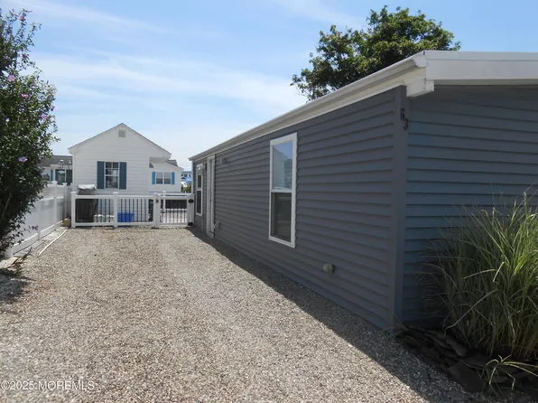 63 Gregg Dr, Manahawkin, NJ 08050