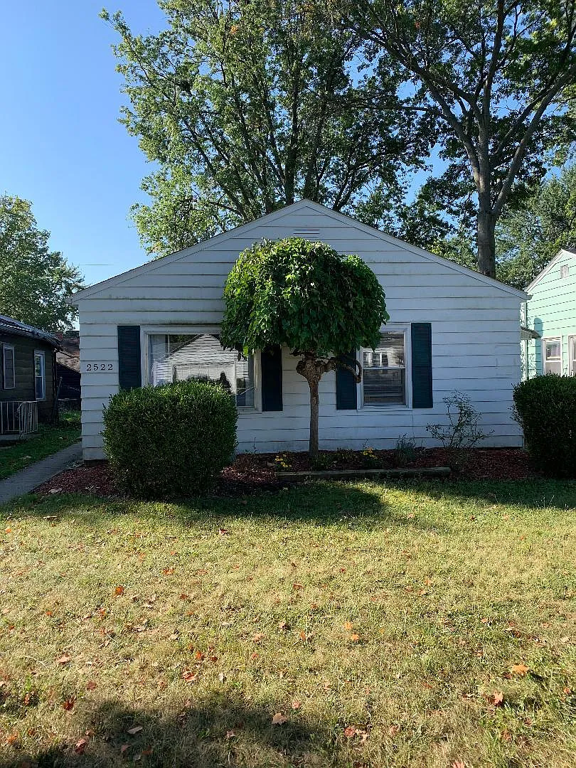 2 bed, 1125 sqft, $1,425 — Photo 1