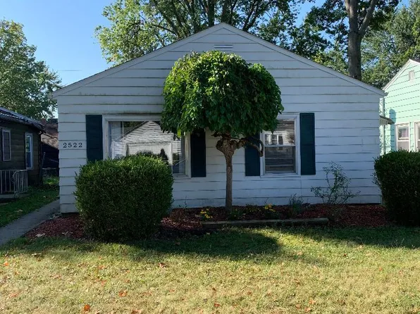 2522 Charlotte Ave, Fort Wayne, IN 46805