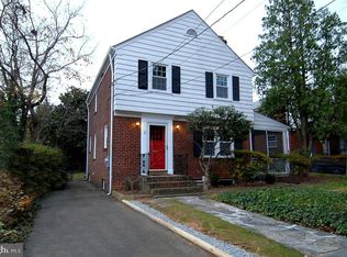 2407 N Columbus St, Arlington, VA 22207