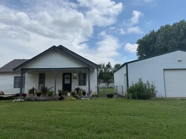 103 W 1st St, Davenport, OK 74026