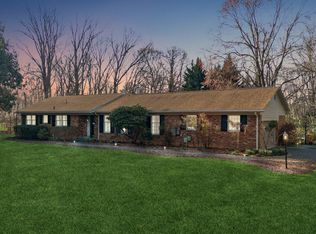 8536 Plum Creek Dr, Gaithersburg, MD 20882