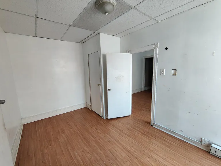 829 N 41st St #1 — Photo 3