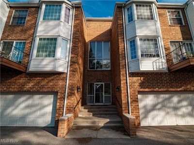 20996 Detroit Rd, Rocky River, OH, 44116