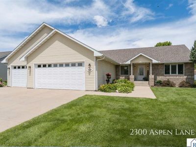 2300 Aspen Ln, North Mankato, MN, 56003