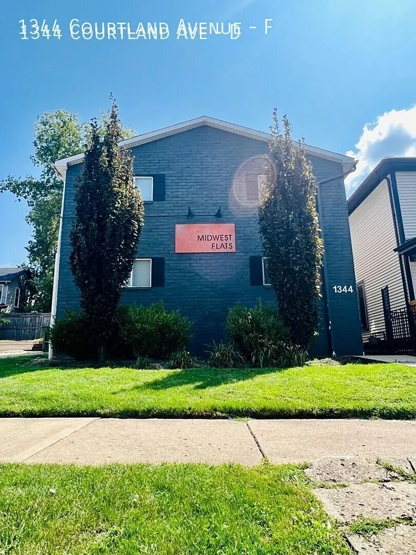 1BD/1BA Near the Short North & Campus! — Photo 1