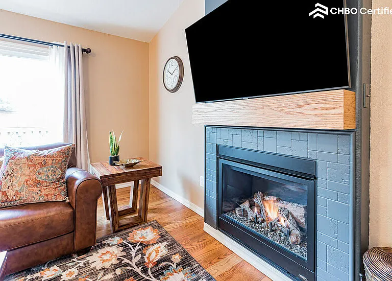 5289 Mountain Peak Point — Photo 4