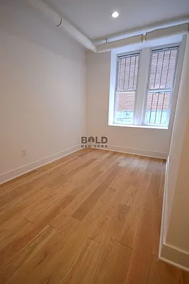Rented by Bold New York | media 32