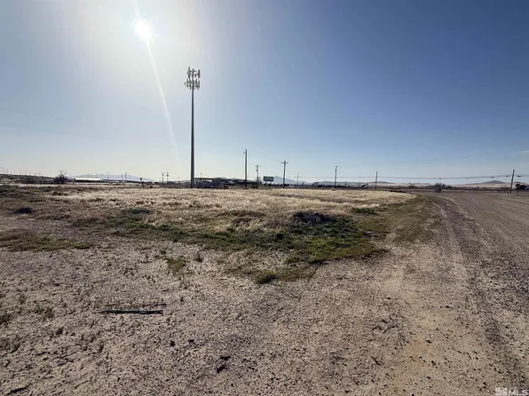 5700 Bird Ln, Winnemucca, NV 89445
