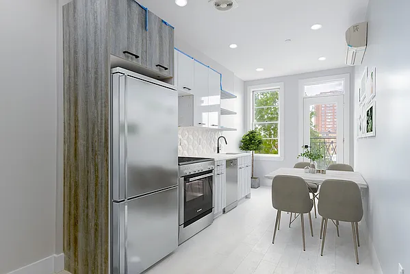 Rented by Avenues Real Estate | media 2