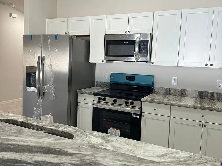 1131 NW 16th Ter #1131 — Photo 24