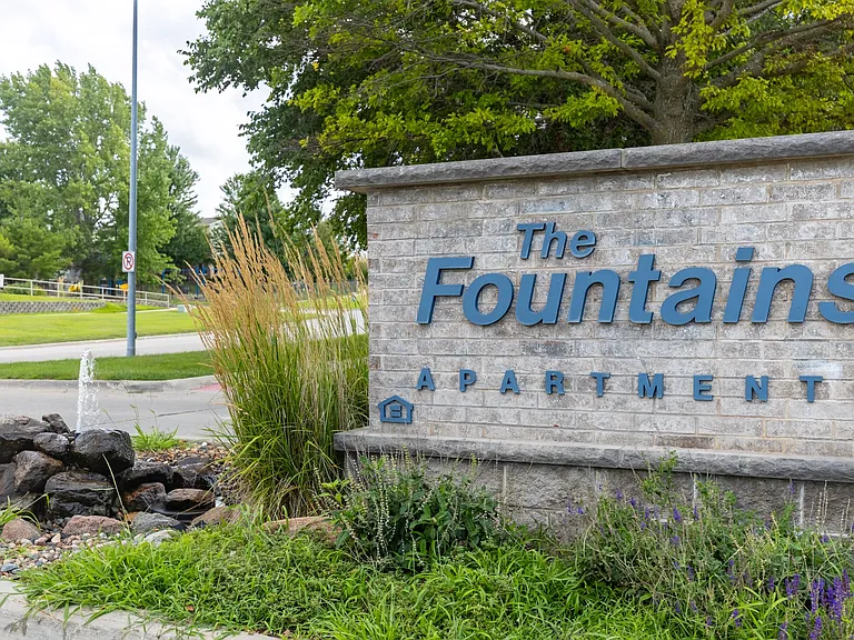 Fountains Apartments — Photo 56
