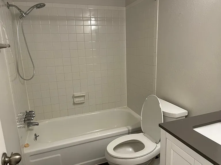 1606 Cottonwood Dr #1 — Photo 15