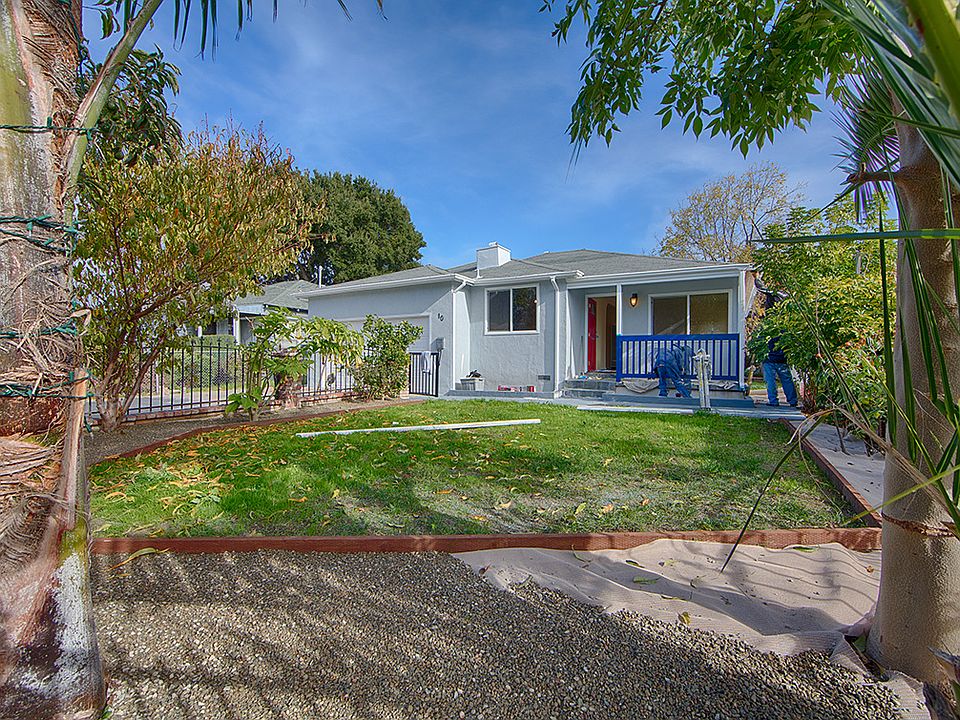 1st image of 10 Camellia Ct