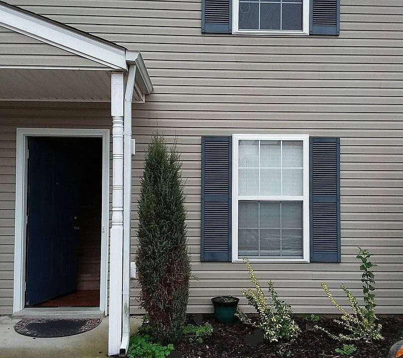 1st image of 249 Executive Ave APT 2D
