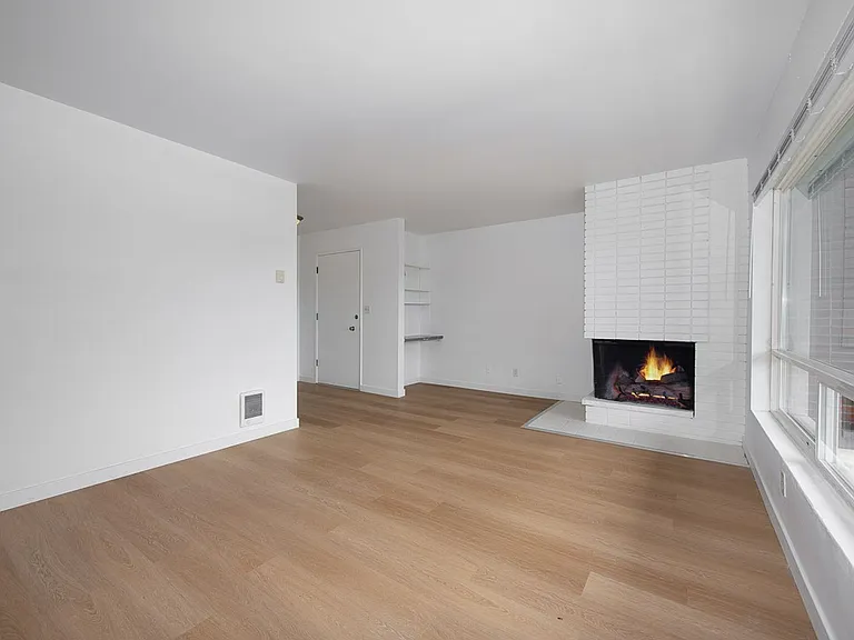 8220 169th Ave NE #B3 — Photo 7