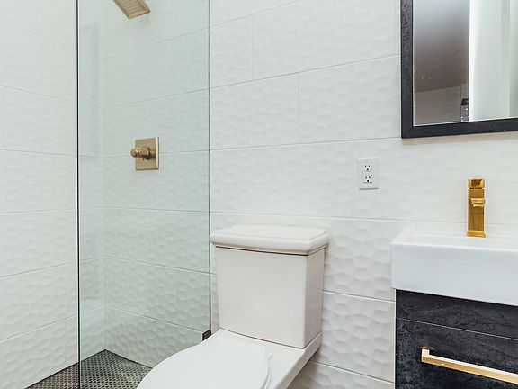 5th image of 88 Clinton Ave #3A