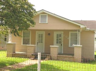 104 W Peachtree St, Rossville, GA 30741