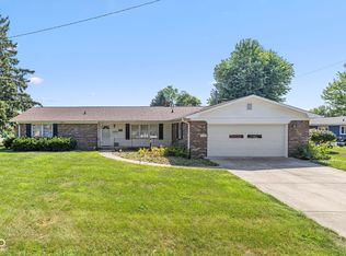 1407 Miami Ct N, Plainfield, IN 46168