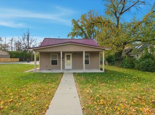 1304 W Worley St, Columbia, MO 65203