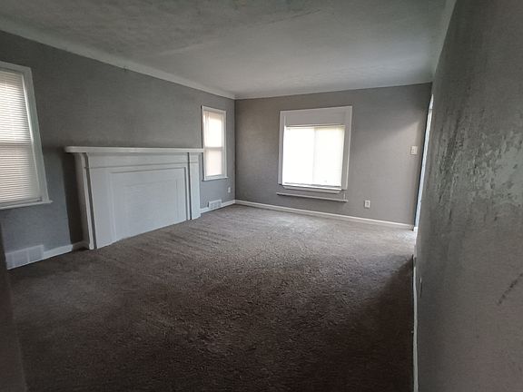 2nd image of 17859 Strasburg St