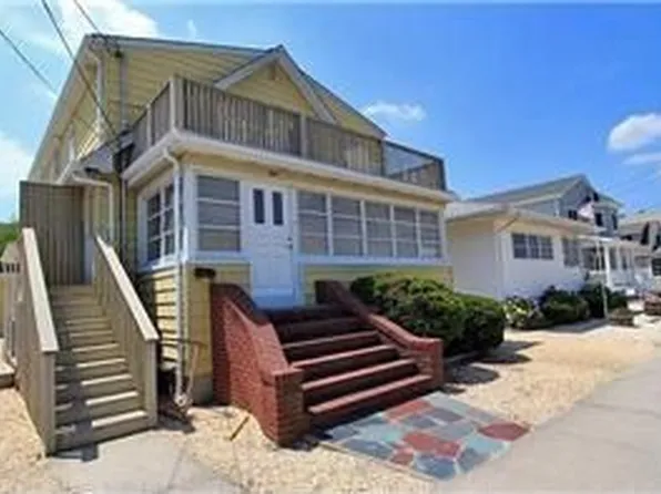 18 Brown Ave, Lavallette, NJ 08735