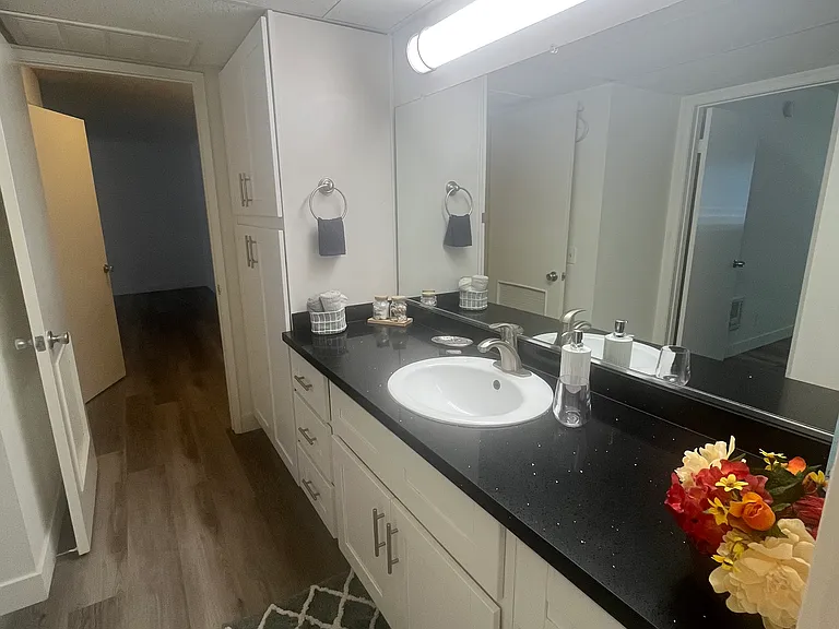 Ridgegate Apartments — Photo 36