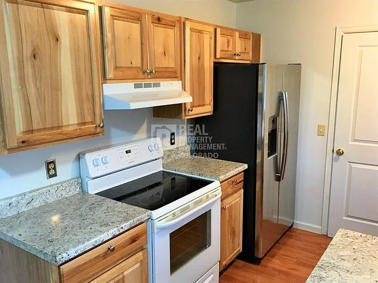 2607 W 101st Pl — Photo 7