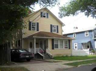 36 E 10th St, Huntington Station, NY 11746