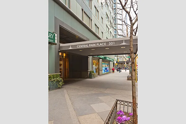 Sold by Stribling | media 14