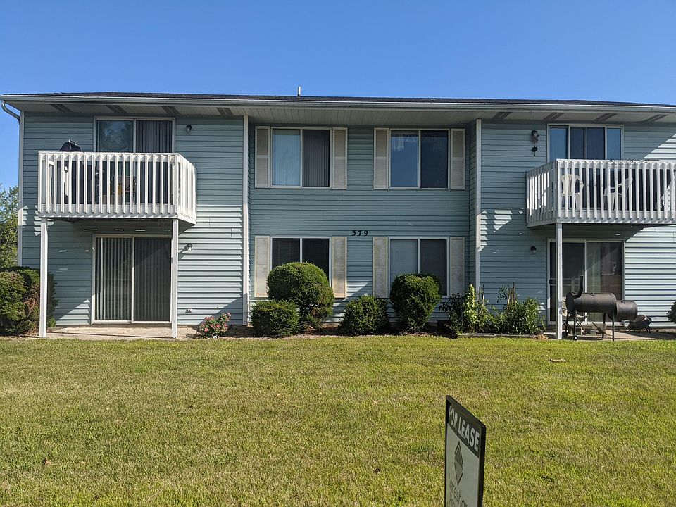 1st image of 379 Stratford Way #1