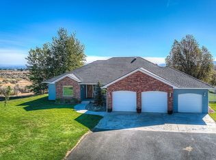 131 Kestrel Ln, Yakima, WA 98908