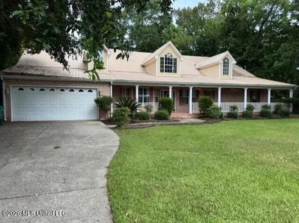 5300 Beardslee St, Moss Point, MS 39563