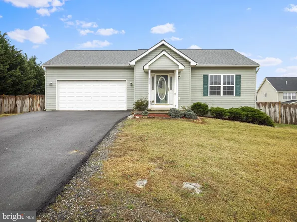 118 Huttons Vireo Dr, Martinsburg, WV 25405