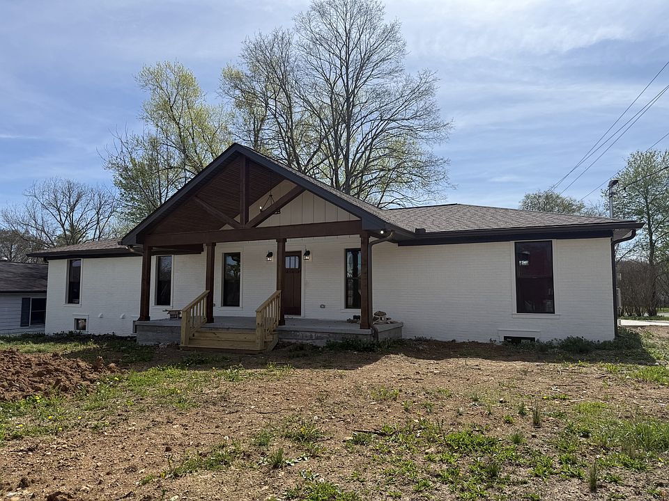 1st image of 104 Division St