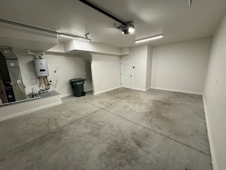 613 Chimney Rock Ln #C — Photo 18
