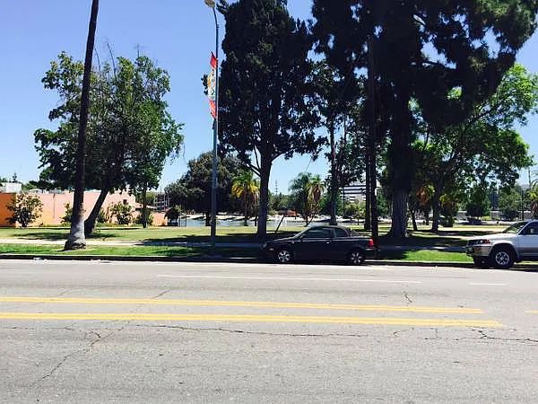 3401 N Mission Rd