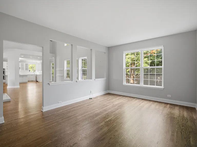 5280 Burnham St — Photo 18