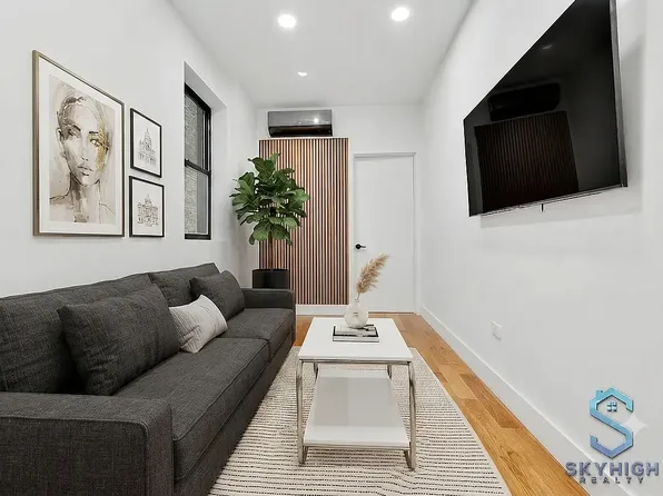 727 Knickerbocker Avenue image 1 of 19
