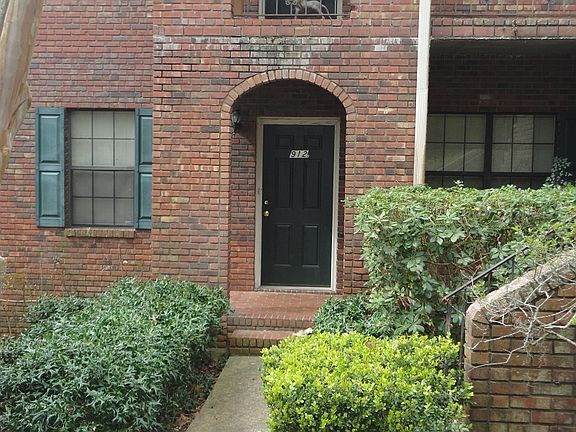 2nd image of 912 Marys Dr APT A