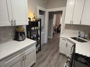 6517 N Newgard Ave #1B, Chicago, IL 60626