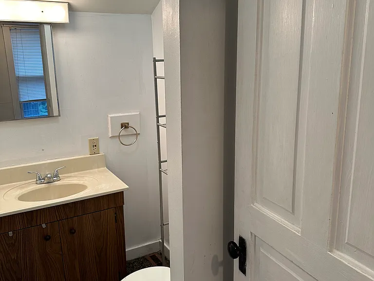 1 W Hollister St #2 — Photo 15