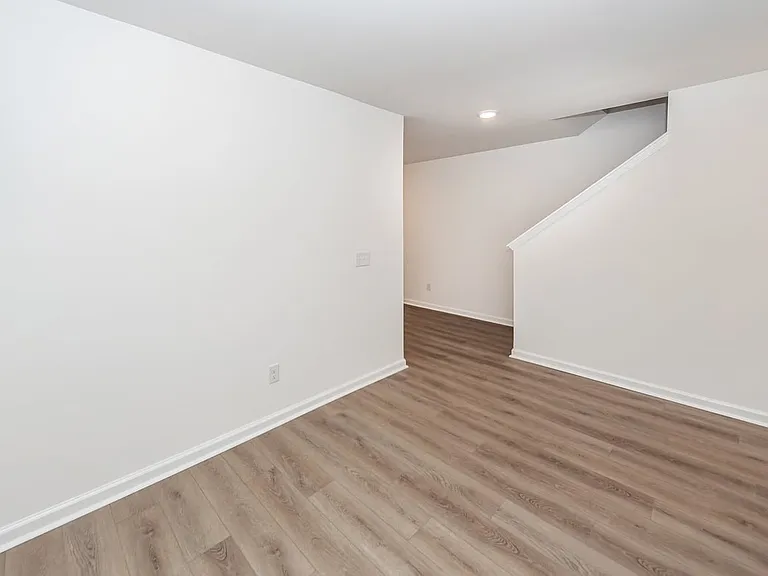 4633 Forest Hills Dr #1303 — Photo 59