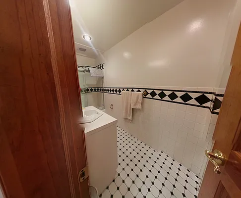 Rented by America Mecca Realty LLC | media 56