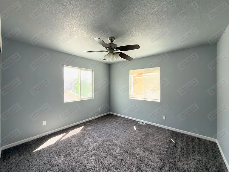 3604 Triton Ave — Photo 9
