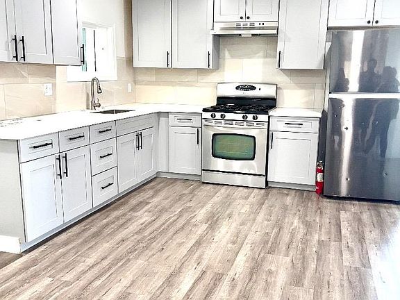 2nd image of 2151 Oakland Rd Space 229